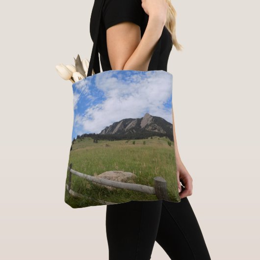 Flatirons Weide Tote Bag (Dichtbij)