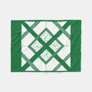 Fleece Blanket - Shamrocks op Squares