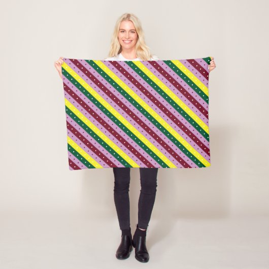 Fleece deken | 76x102 cm knusse gestreepte design (In situ)