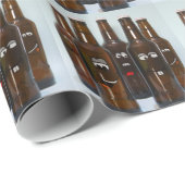 Fles met fijne biertjes, opvulpapier cadeaupapier (Rol Hoek)
