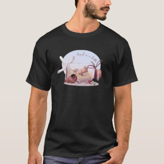 Fles Met Zand En Schelpen Illustratie T-shirt