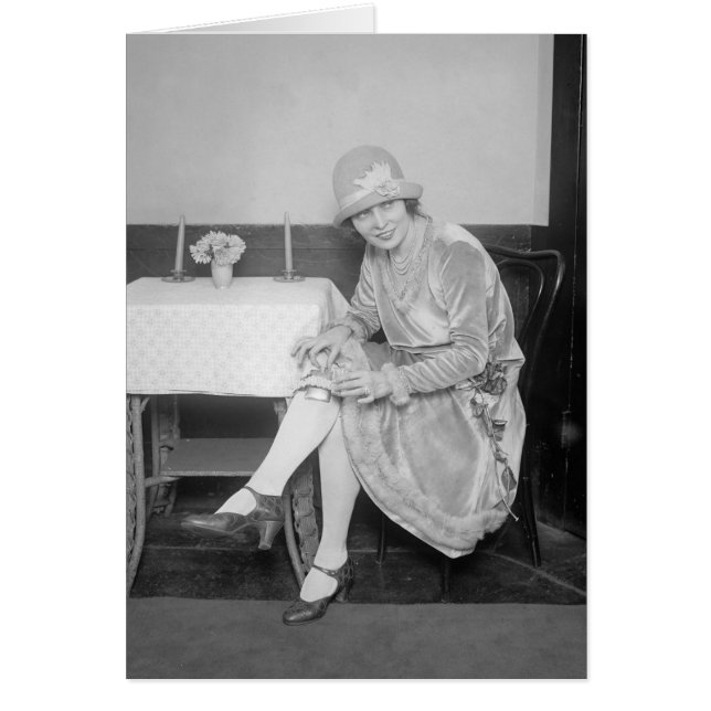 Fles verborgen in garter, 1926 (Voorkant)