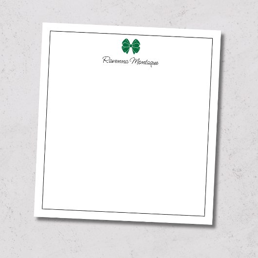 Flesgroene strik rand schrift aangepaste naam schr notitieblok