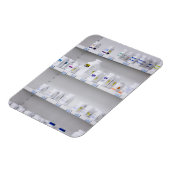 flessen op de schappen van een apotheek magneet (Linkerzijde)