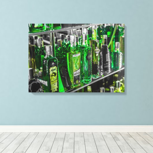 Flessen van Absinthe Stretched Canvas Print (Insitu (Houten vloer))