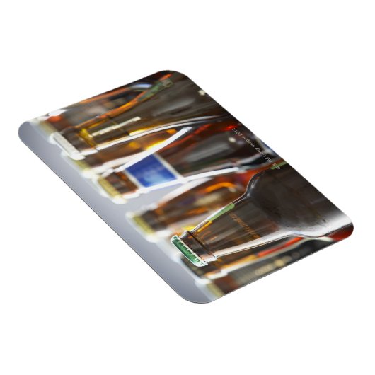 Flessen van diverse gebotteld bier in studio magneet (Rechterzijde)