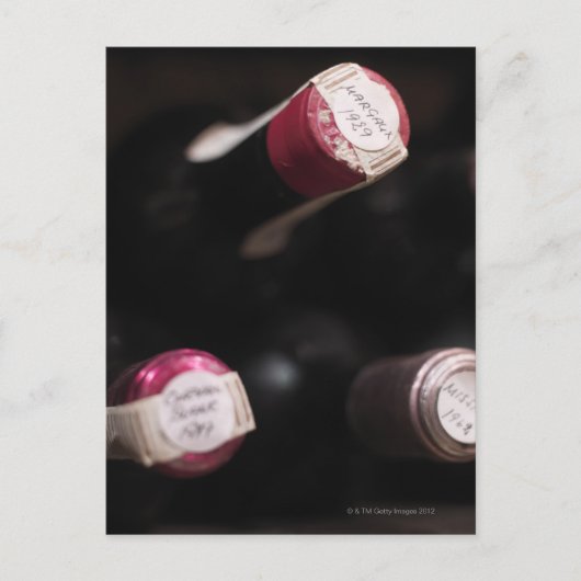 Flessen wijn, close-up, Zweden. Briefkaart (Voorkant)