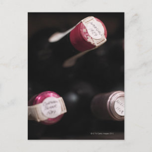 Flessen wijn, close-up, Zweden. Briefkaart