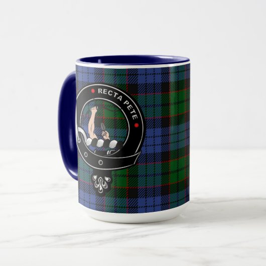 Fletcher Clan Badge & Wrap rond Tartan Mok (Voorkant links)