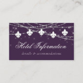 Fleur de Lis Aubergine Paarse Lichten | Hotel Deta Informatiekaartje (Voorkant)