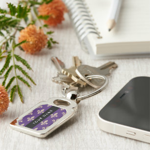 Fleur de Lis, Beige op Paars, Koninklijk, Uw Naam Sleutelhanger