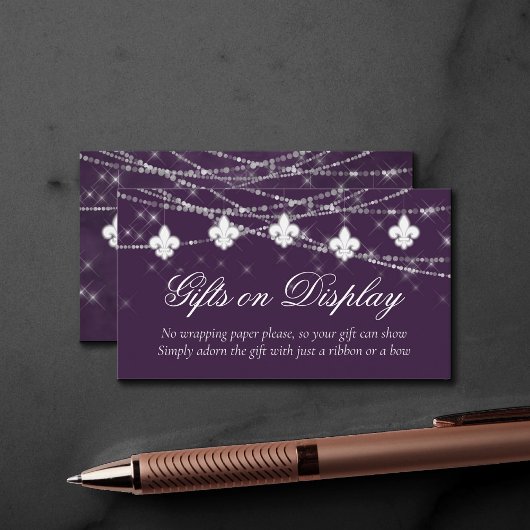 Fleur de Lis Eggplant Lights | Geschenken op beeld Informatiekaartje