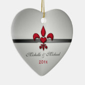 Fleur de Lis Heart Our First KerstWhite Keramisch Ornament (Rechts)