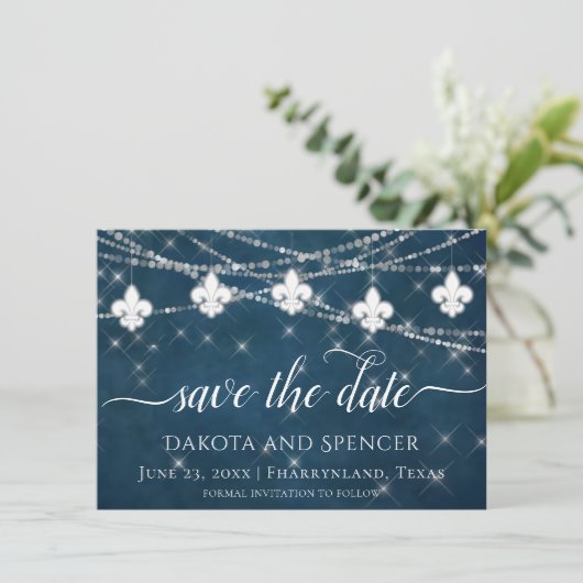 Fleur de Lis Navy Blue Lights | Rustic Wedding Save The Date (Staand voorkant)