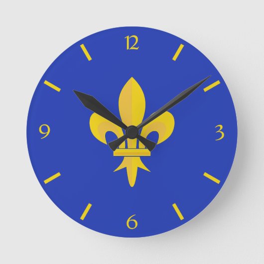 Fleur de Lis op Royal Blue Clock Ronde Klok (Voorkant)