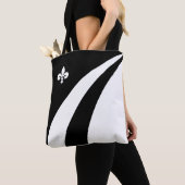 Fleur de lis op zwarte en witte golven tote bag (Dichtbij)