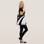 Fleur de lis op zwarte en witte golven tote bag (Op model)