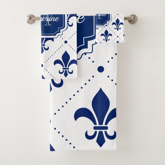 Fleur-de-lis Pattern Bad Handdoek (Insitu)