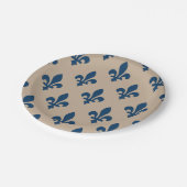 Fleur de Lis Pattern, Royal French Blue op Crème Papieren Bordje (Gekanteld)