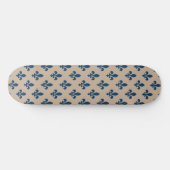 Fleur de Lis Pattern, Royal French Blue op Crème Persoonlijk Skateboard (Horizontaal)