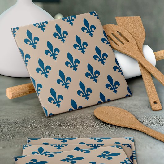 Fleur de Lis Pattern, Royal French Blue op Crème Tegeltje