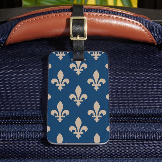 Fleur de Lis Pattern, Royal French, Cream on Blue Bagagelabel (Voorkant Insitu 2)