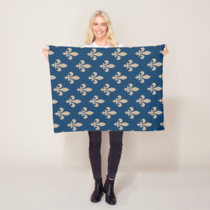 Fleur de Lis Pattern, Royal French, Cream on Blue Fleece Deken