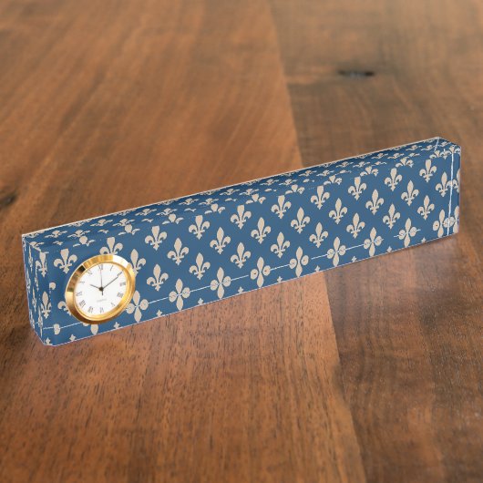 Fleur de Lis Pattern, Royal French, Cream on Blue Naambordje (Zijkant)