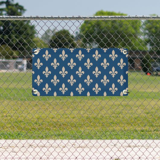Fleur de Lis Pattern, Royal French, Cream on Blue Spandoek (Insitu)
