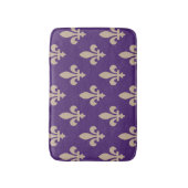 Fleur de Lis Pattern, Royal French Cream op Paarse Badmat (Voorkant Verticaal)