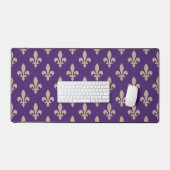 Fleur de Lis Pattern, Royal French Cream op Paarse Bureaumat (Keyboard & Muis)