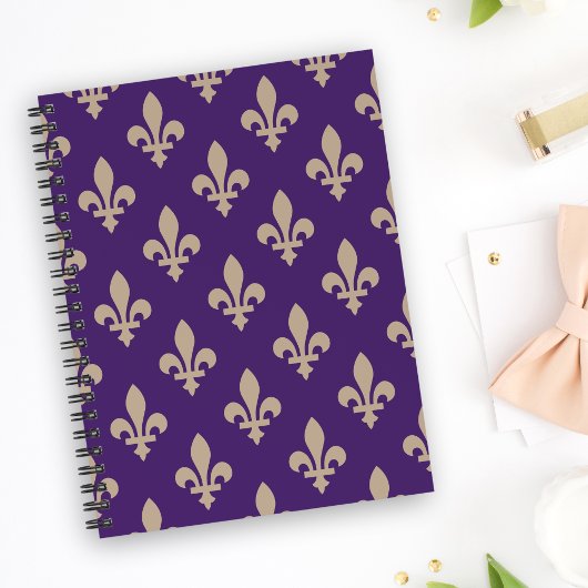 Fleur de Lis Pattern, Royal French Cream op Paarse Notitieboek