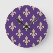 Fleur de Lis Pattern, Royal French Cream op Paarse Ronde Klok (Voorkant)