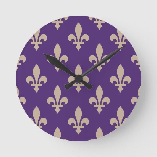 Fleur de Lis Pattern, Royal French Cream op Paarse Ronde Klok (Voorkant)