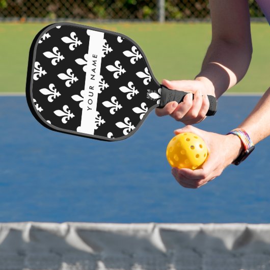Fleur de Lis, Wit op Zwart, Wit, Uw Naam Pickleball Paddle (Insitu)