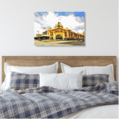 Flinder's Street Station 24" x 16" Canvas Afdruk (Insitu (Slaapkamer))