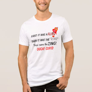 Fling Ring Zing Ouch Cupido Rood Hart Humoristisch Tri-Blend Shirt