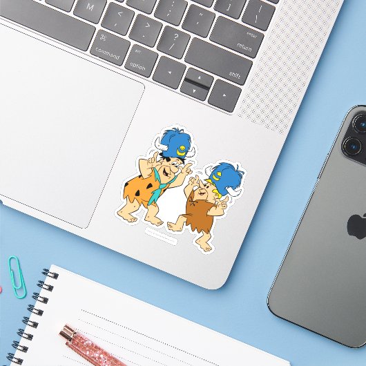 Flintstenen | Fred- en Barney-waterbuffels Sticker (Laptop met iPhone)