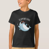 Flippin Cool Funny Dolphin Pun Dark BG T-shirt (Voorkant)