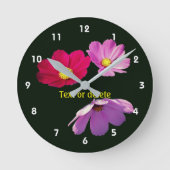 Floating Cosmos Daisy Flowers Personalized   Ronde Klok (Voorkant)