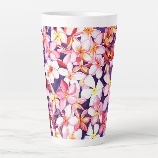 Floating Plumeria Latte Mok (Voorkant)