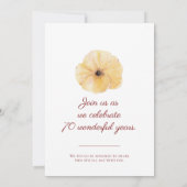 Floral 70ste verjaardag – Elegante Gele Herfst Kaart (Achterkant)