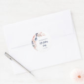 Floral 80th Pink Flowers Verjaardagsfeest Script Ronde Sticker (Envelop)