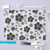 Floral afdrukken in zwart-wit tissuepapier (Craft)