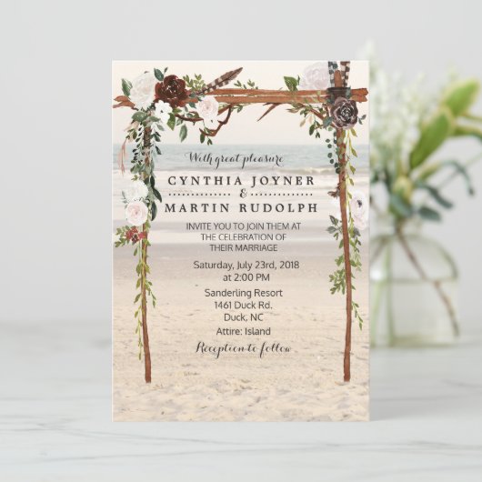 Floral Beach Arbor bruiloft uitnodiging (Staand voorkant)