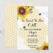 Floral bee first bee day Birthday Invitation Kaart (Voorkant / Achterkant)