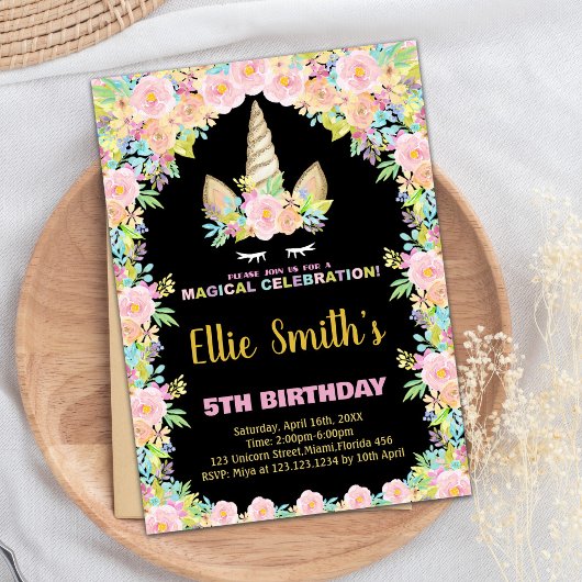 Floral Black Unicorn Birthday-uitnodigingen Kaart