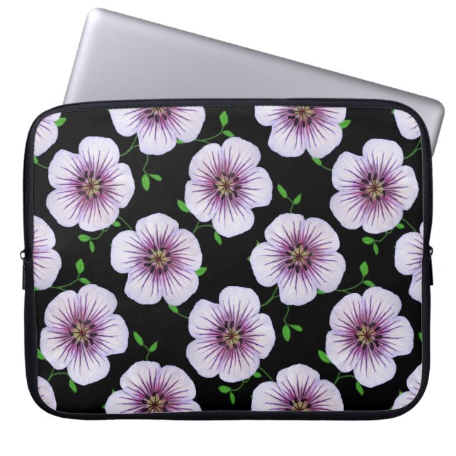 Floral Blue Paars Geranium op elke kleur Laptop Sleeve (Voorkant)