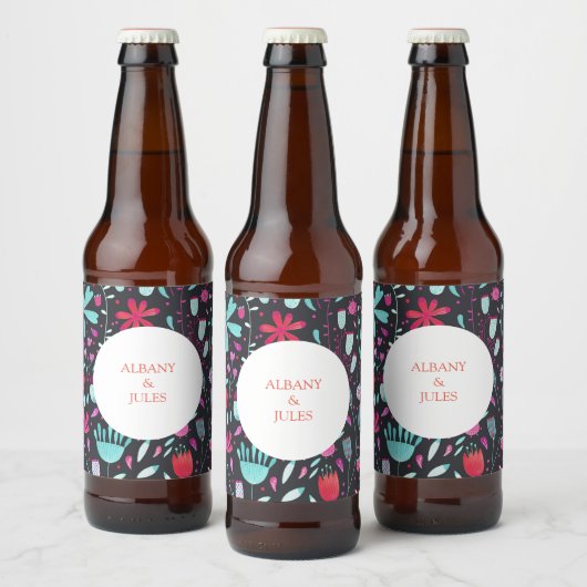 Floral Boho Waterverf Donkere bruiloft Bier Etiket (Flessen)