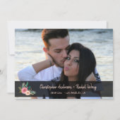 Floral Boho Wedding Script Photo Save the Date Kaart (Achterkant)